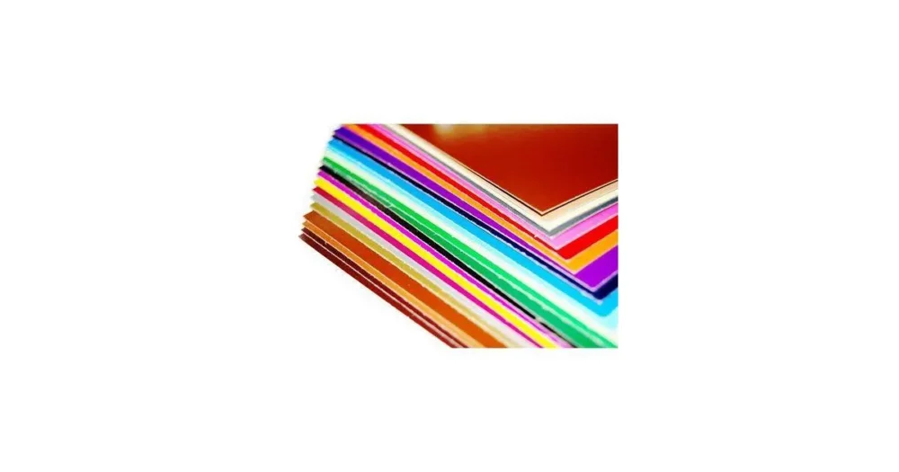 Super Cena Dekorační karton oboustranný 300g/m2, 48 x 68 cm - zelený - borovice / 25 ks