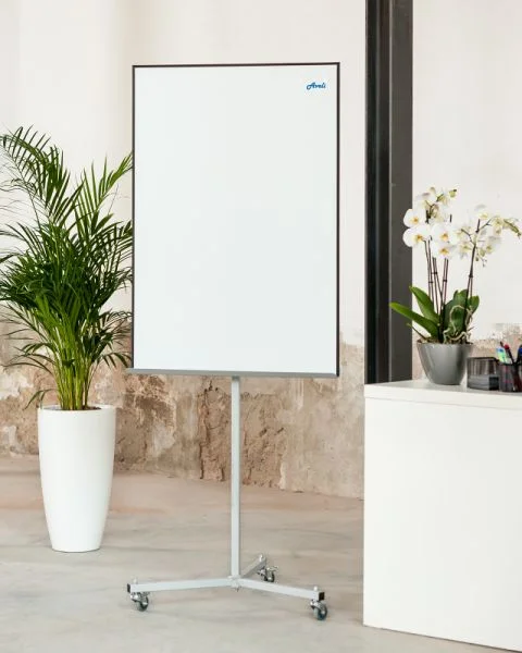 Flipchart AVELI MOBIL 3 WINGS Dokud Zásoby Vydrží